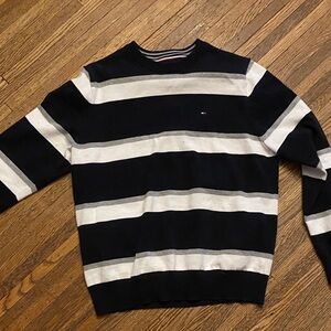Tommy Hilfiger Men's Navy and White Striped Crewneck Sweater